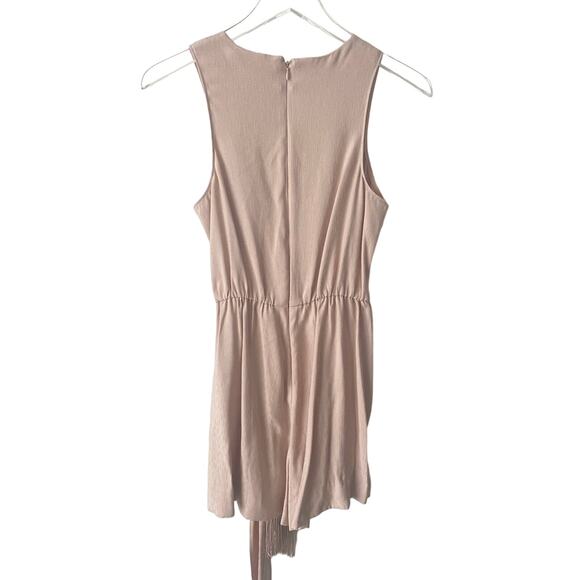 BCBGMAXAZRIA SURPLICE NECK SLEEVELESS FRINGE ROMPER NWT SIZE 0 - Picture 8 of 9